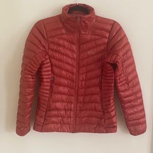 REI lightweight down puffer jacket